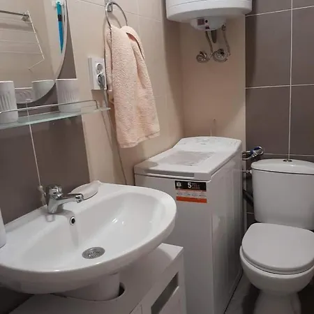Luxurious, 2 Bed Maisonette *