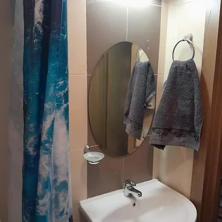 Апартаменти Luxurious, 2 Bed Maisonette *